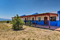 Cottage w/Patio  Grill 25Min to Taos Valley Accommodation Missouri