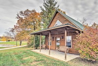 Cozy Columbia Cabin with Shared Lake Dock Accommodation Missouri