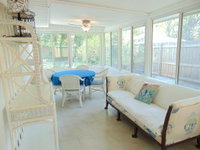 Cozy Cottage on Cummings Lane blocks to beach Accommodation Missouri
