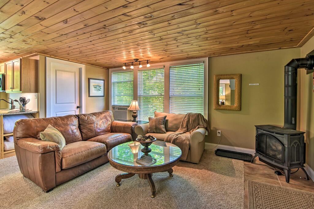 Cozy Couples Retreat At 'Blue Ridge Loft! - thumb 1