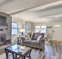 Cozy Updated Getaway in Central Nevada MO - Accommodation Missouri