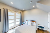 Division Street Retreat Accommodation Missouri