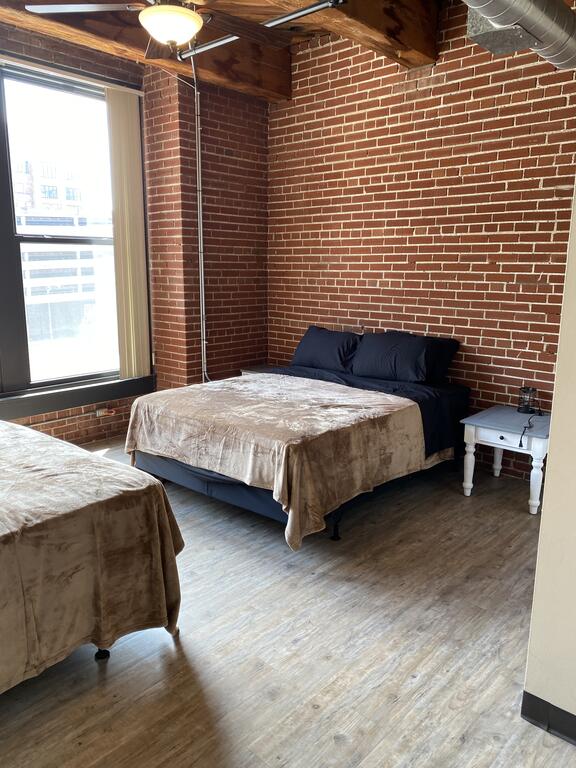 Downtown Wash Ave Luxury Loft With City View 4L - thumb 2