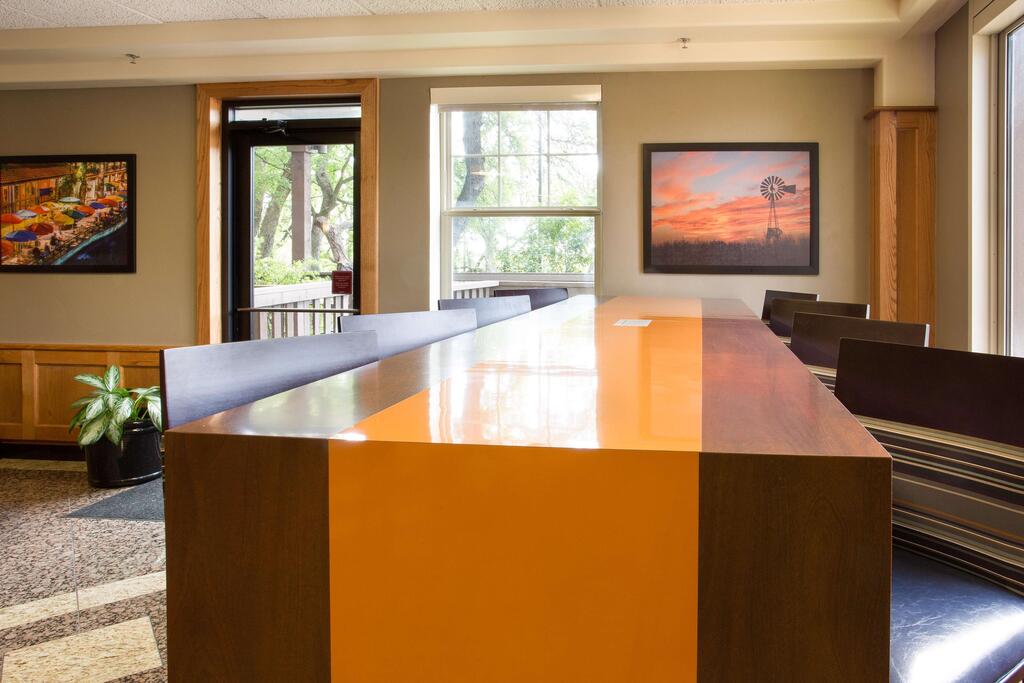 Drury Inn & Suites San Antonio North Stone Oak - thumb 3