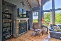 Home - Spacious Deck 1 Mi to Otter Falls Trail Accommodation Missouri