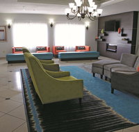 La Quinta by Wyndham Orange - Accommodation Missouri