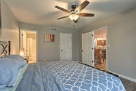 Lake of the Ozarks Hideaway with Shared Dock and Slip Accommodation Missouri