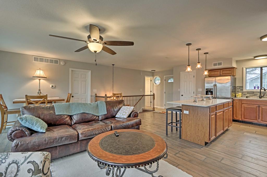 Lake Of The Ozarks Hideaway With Shared Dock And Slip! - thumb 3