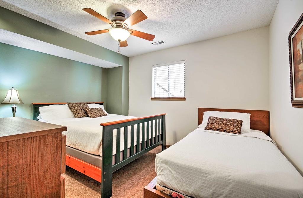 Lakefront Sunrise Beach Home With Dock And Water Slide! - thumb 0