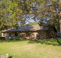 Lees Secret Garden Home - Accommodation Missouri
