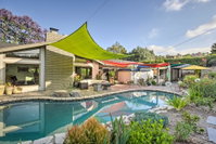 Luxury Oasis with Hot Tub Fire Pit and Pavilion Accommodation Missouri