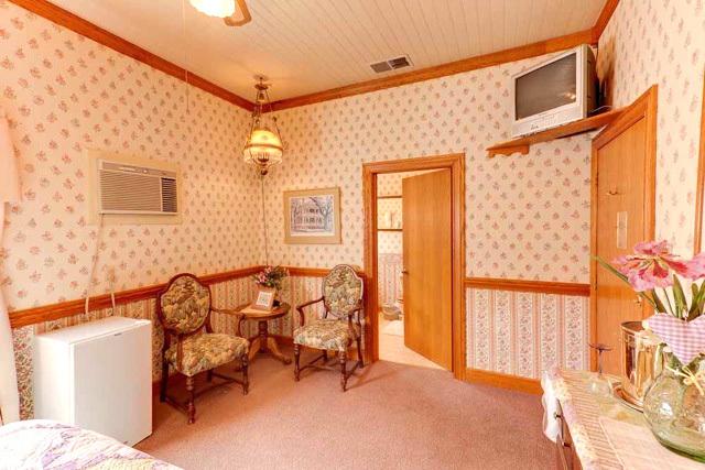 Mariposa Hotel Inn - thumb 3