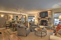 Mirror Lake Cottage with Private Deck Waterfall Accommodation Missouri
