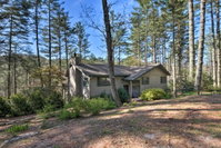 Mirror Lake Home with Game Room and Large Deck Accommodation Missouri
