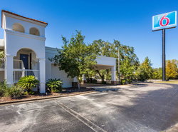 Motel 6-Gainesville, FL