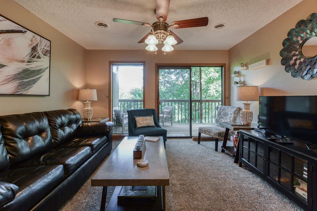 Notch Nest - Few Min From Silver Dollar City! Great Amenities! Walk To Fishing Lake!