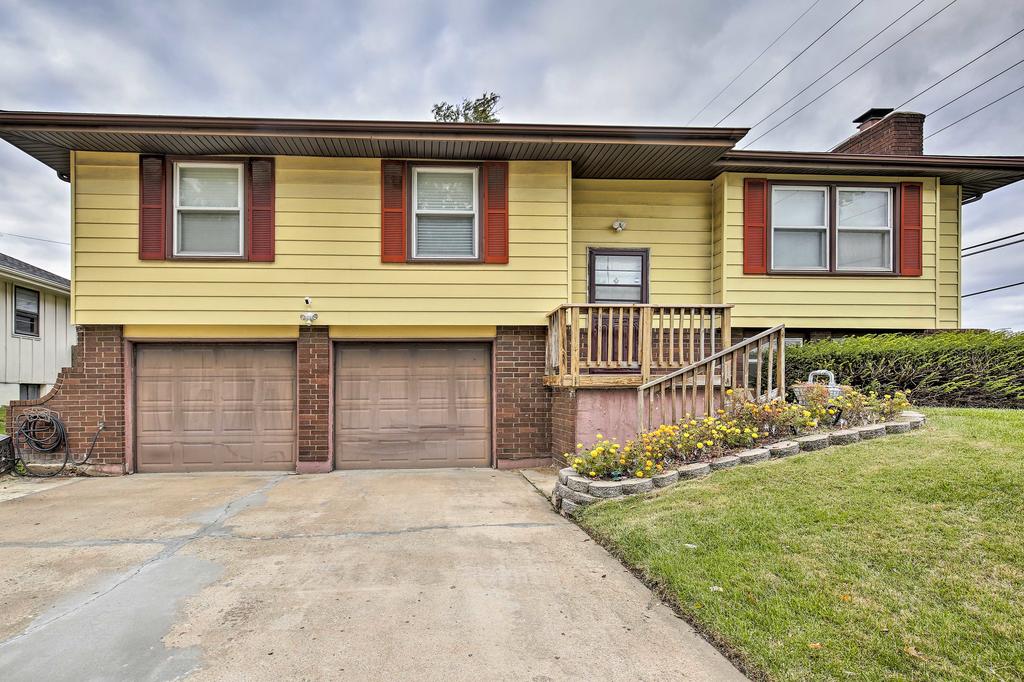 Pet-Friendly Getaway With Yard - 12Mi To Downtown KC - thumb 0