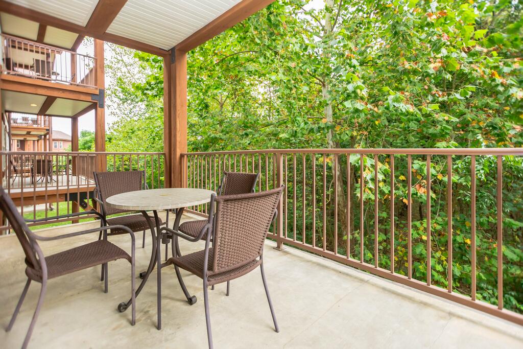 Resort Living In Heart Of Branson 1BR Deluxe - thumb 2
