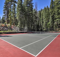 Riverfront Alpine Meadows Resort Townhome with Pool - Accommodation Missouri