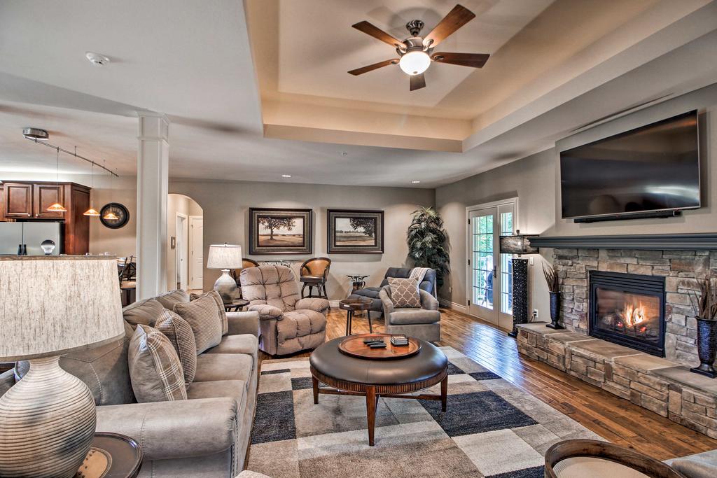 Stand-Alone Villa With Ideal Private Branson Location