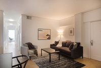 Steps to Shops Eats Easy Access  WD Zencity Accommodation Missouri