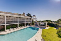 Summer Breeze Villa Accommodation Missouri