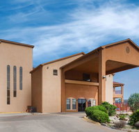 Super 8 by Wyndham Bastrop TX - Accommodation Missouri