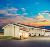 Super 8 by Wyndham Nevada - Accommodation Missouri