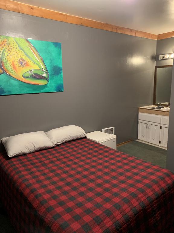 The Cutthroat Resort - thumb 0