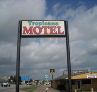 Tropicana Motel Bastrop - Accommodation Missouri