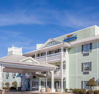 Baymont by Wyndham Decatur - Accommodation Missouri