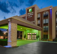 Holiday Inn Express Hotel  Suites Bentonville - Accommodation Missouri