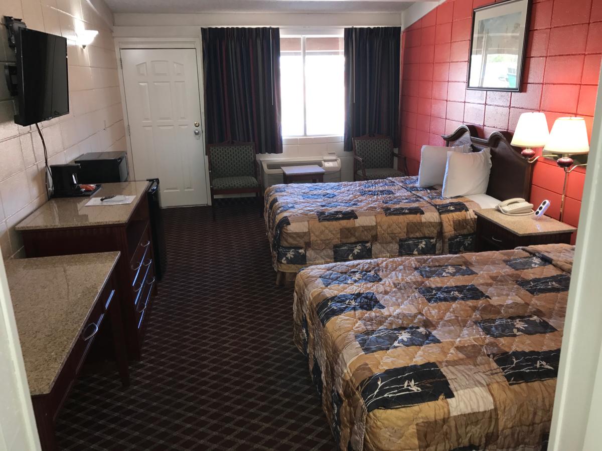 Rodeway Inn - thumb 9