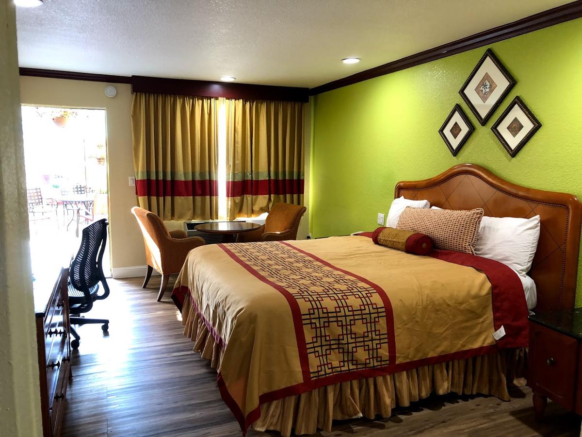 Imperial Inn Oakland - thumb 8