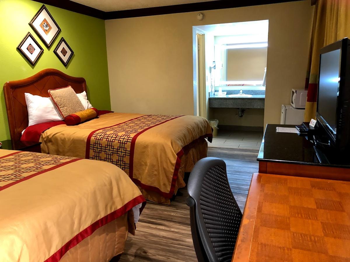 Imperial Inn Oakland - thumb 17