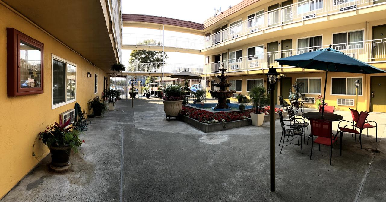 Imperial Inn Oakland - thumb 12