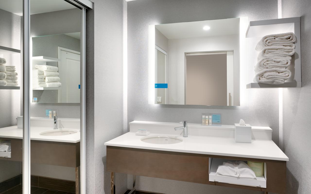 Hampton Inn & Suites Anaheim Resort Convention Center - thumb 27