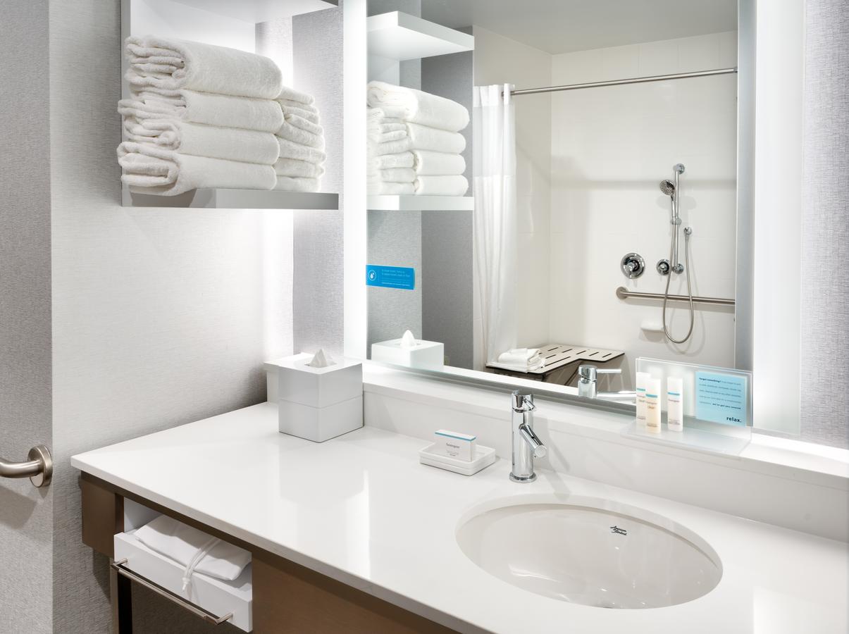 Hampton Inn & Suites Anaheim Resort Convention Center - thumb 43