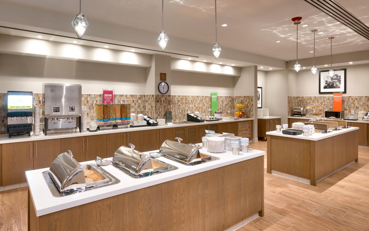 Hampton Inn & Suites Anaheim Resort Convention Center - thumb 10