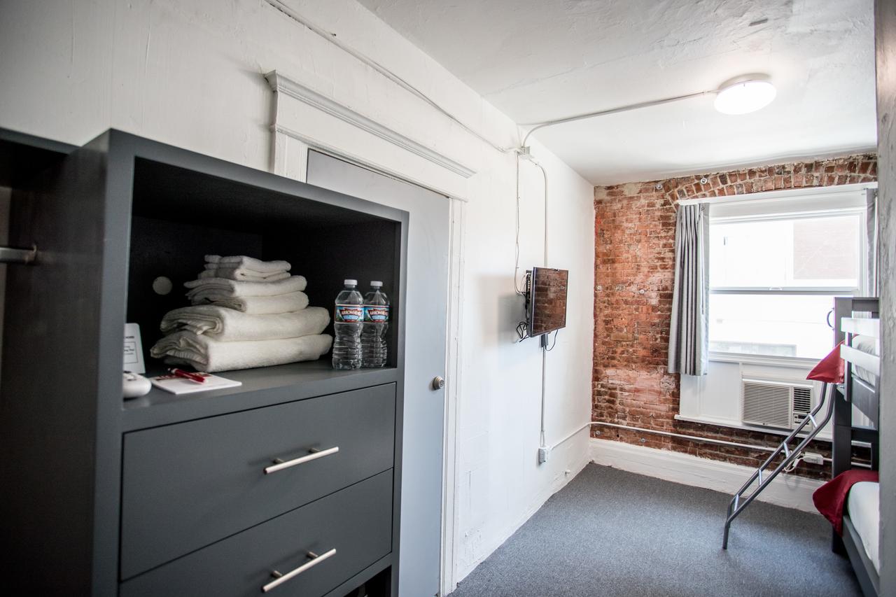 American Hotel - thumb 19