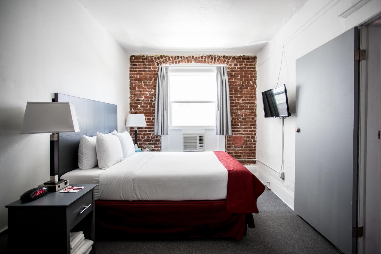 American Hotel - thumb 38