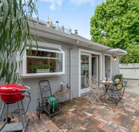 Island Cottage - your home away from home - Accommodation Missouri