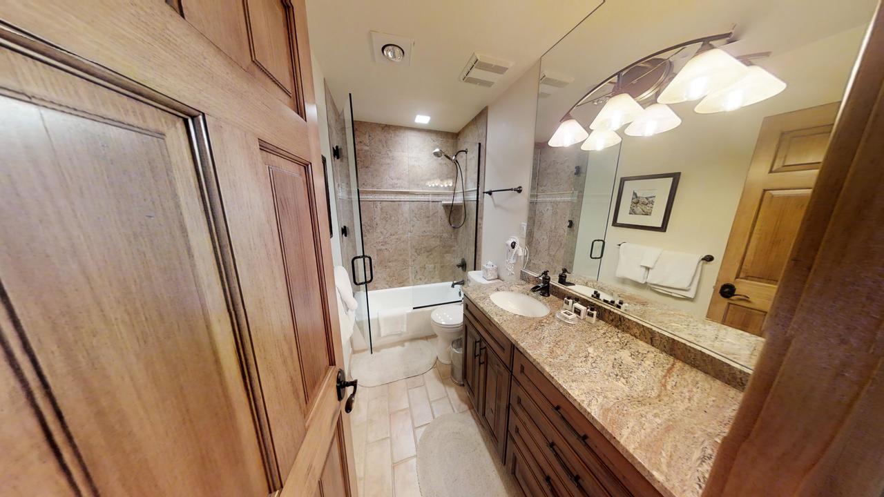 Tamarack Townhouses, A Destination Residence - thumb 1