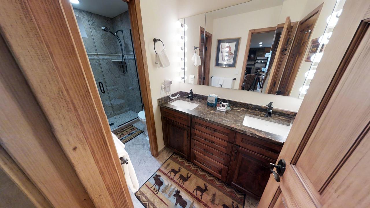 Tamarack Townhouses, A Destination Residence - thumb 11