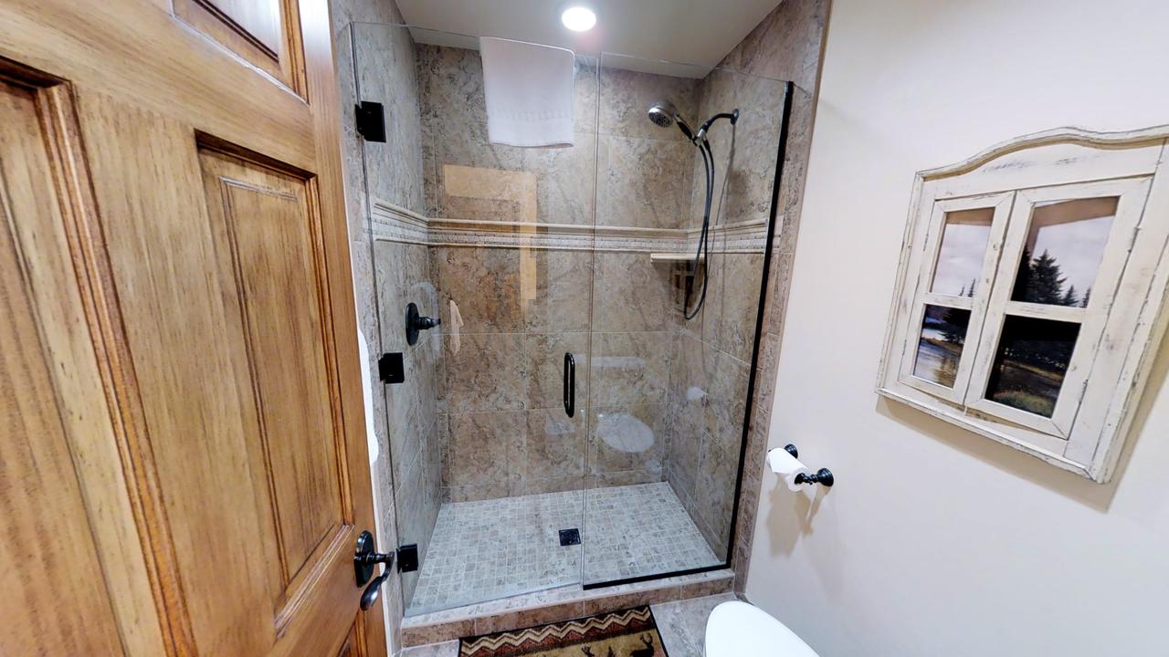 Tamarack Townhouses, A Destination Residence - thumb 9