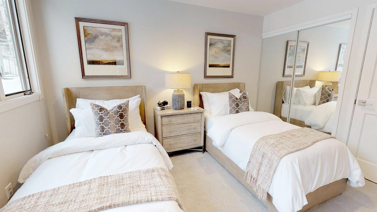 Tamarack Townhouses, A Destination Residence - thumb 20