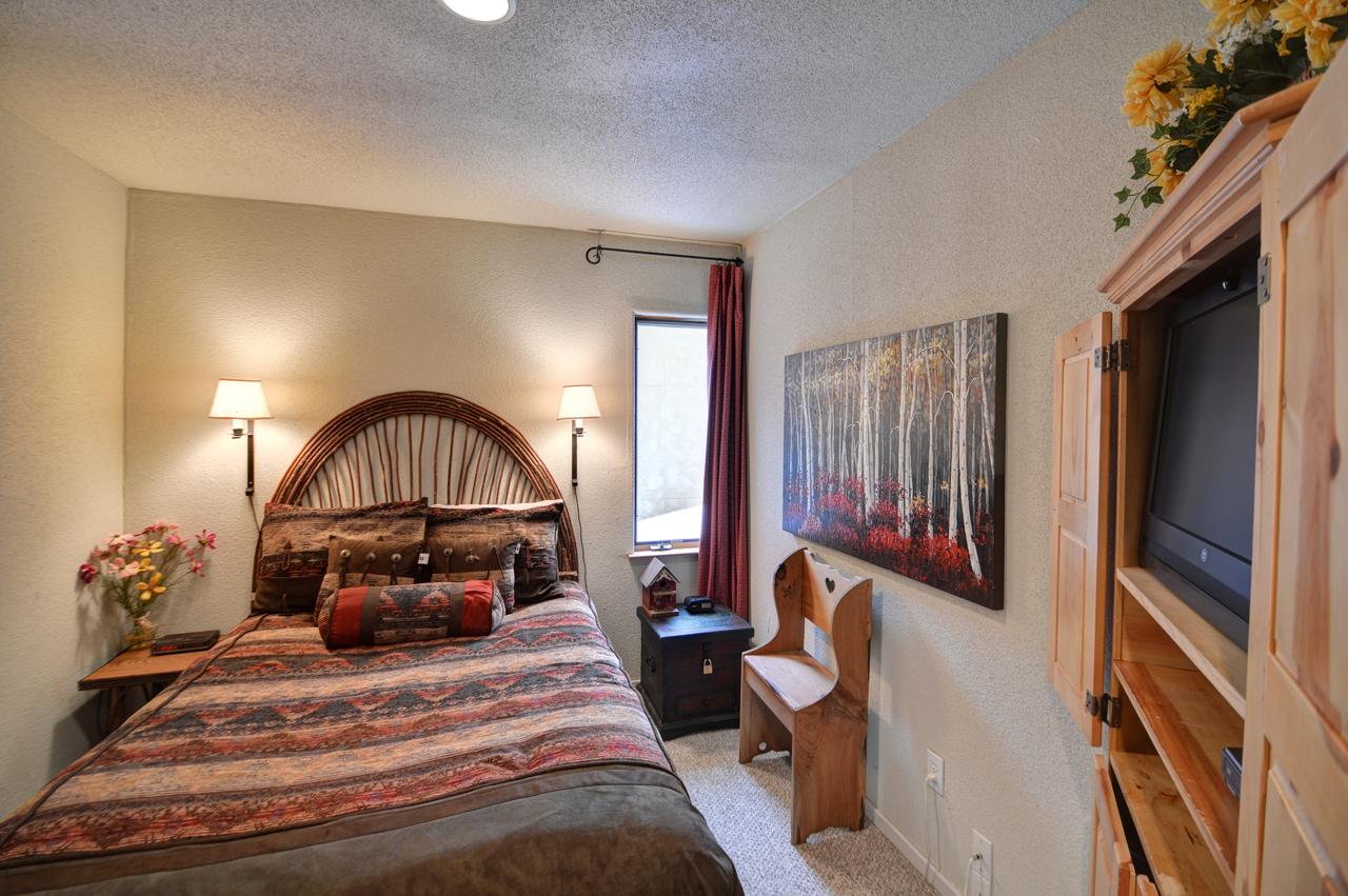 Tamarack Townhouses, A Destination Residence - thumb 34