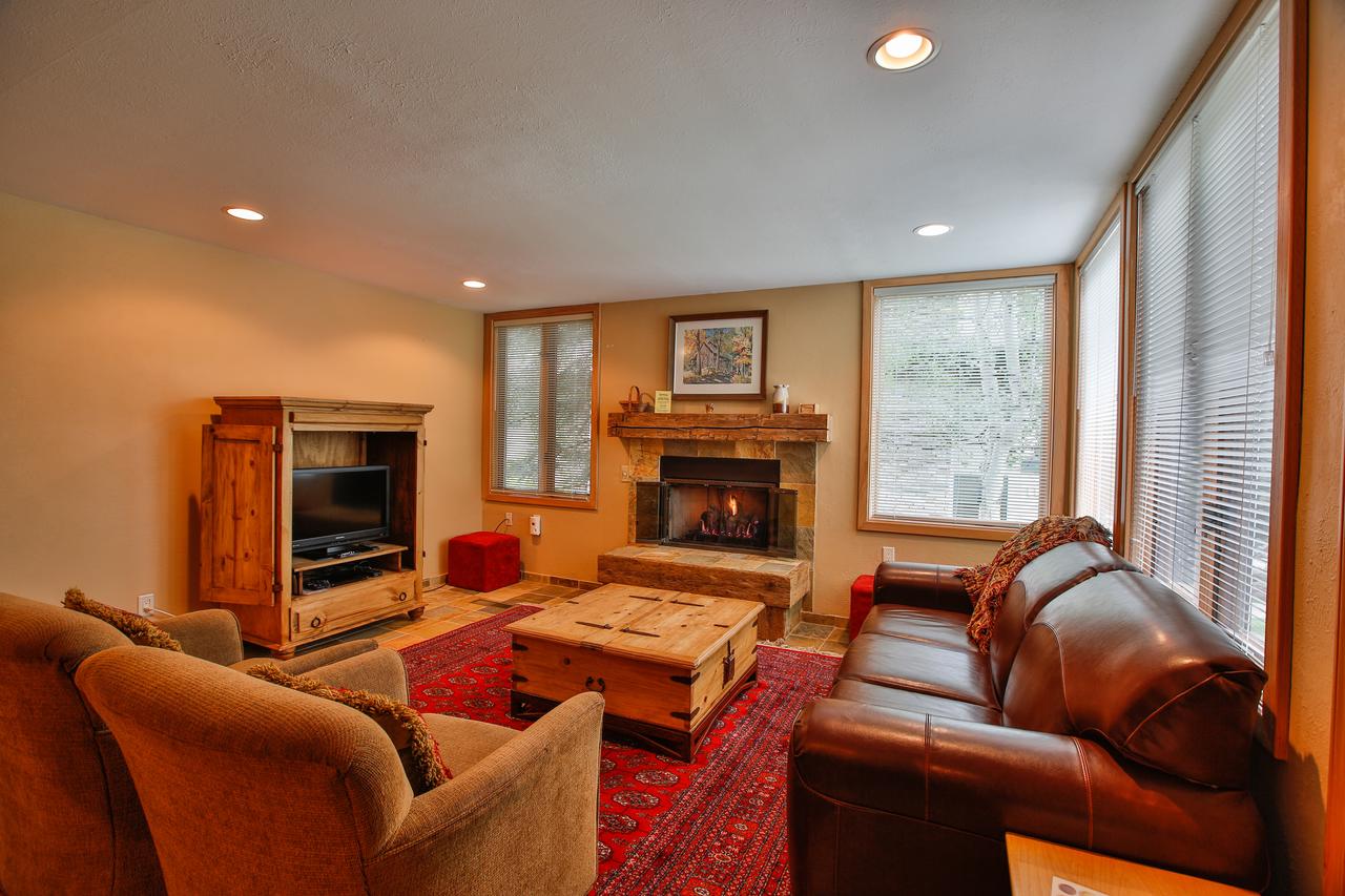 Tamarack Townhouses, A Destination Residence - thumb 39