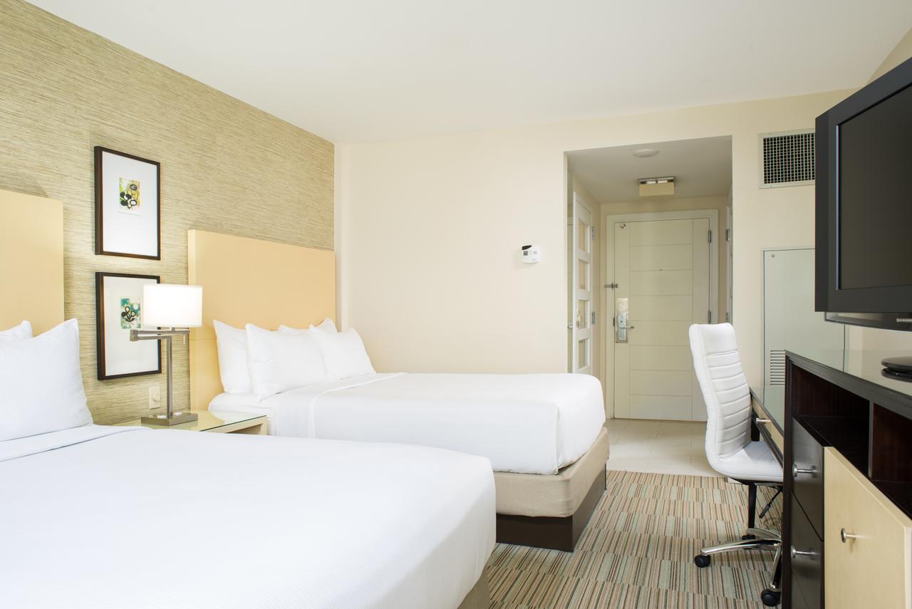 Hilton Fort Lauderdale Marina - thumb 21