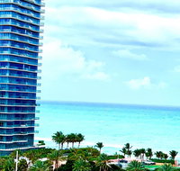 Collins Avenue Apartment - Accommodation Missouri